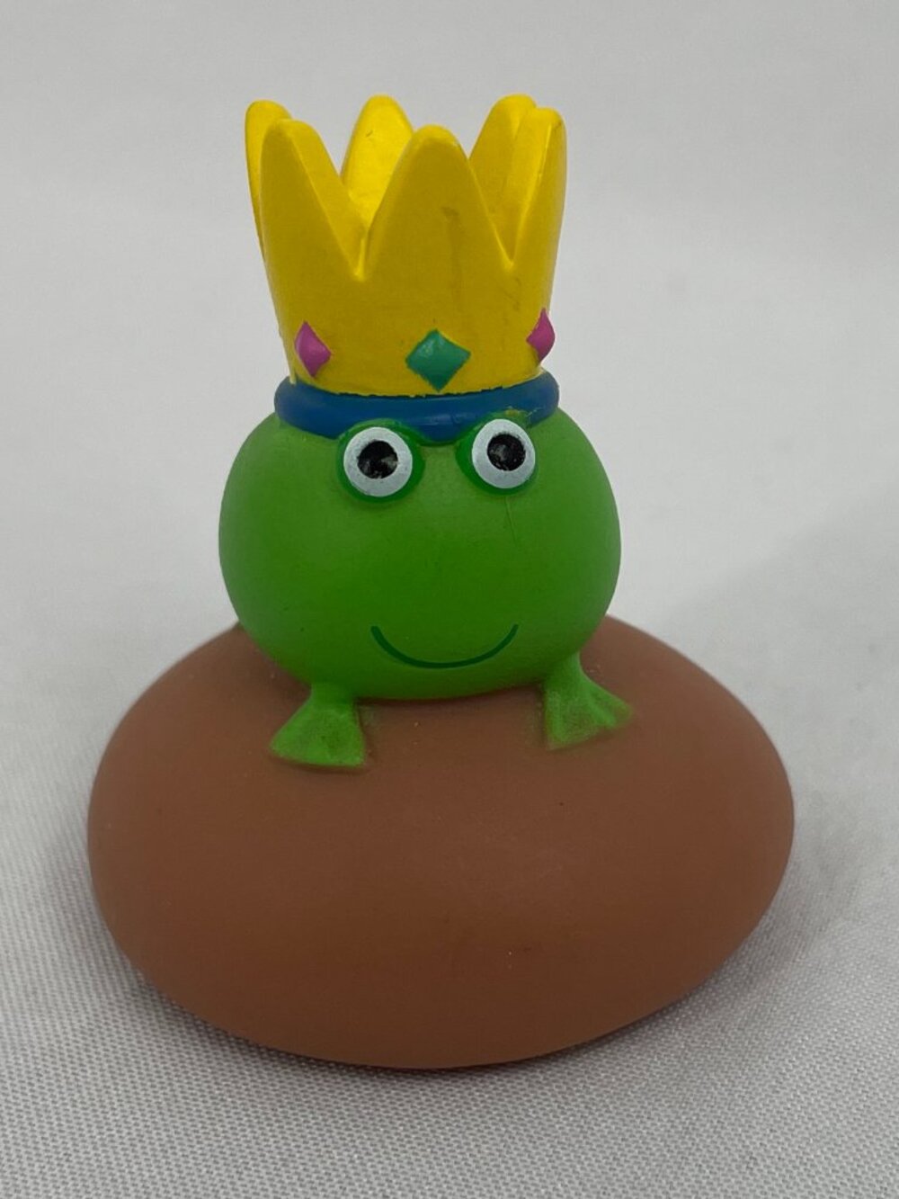 Vintage ABD LTD Jazwares LLC Peppa Pig Crown Frog Prince